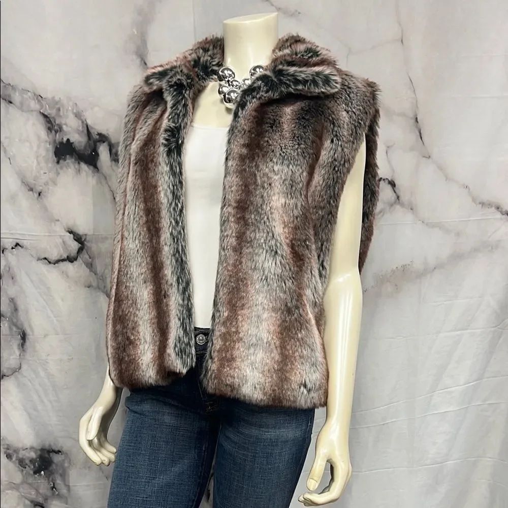 * Coldwater creek Elegant Faux Fur Vest in Brown and Gray